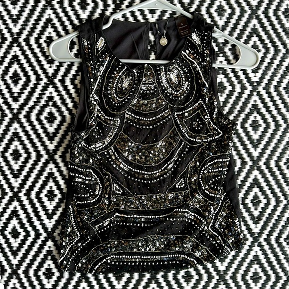 Buckle sequin top - Picture 1 of 3